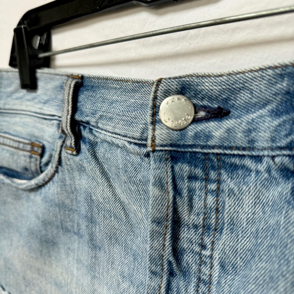 Free People Distressed Jean High Waisted Cut Off Denim Button-Up Booty Shorts - Picture 2 of 9